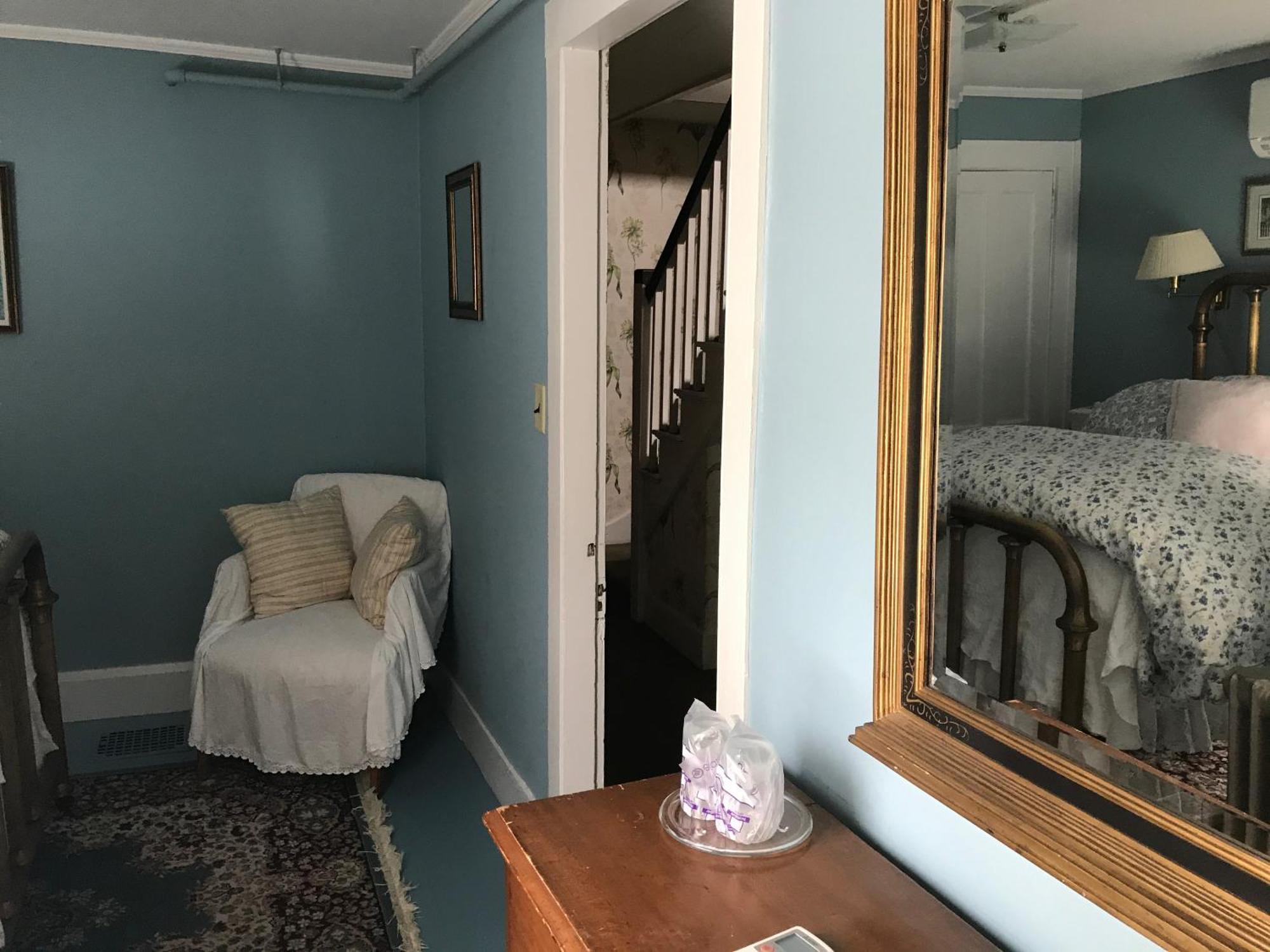 The Monadnock Inn Jaffrey Room photo